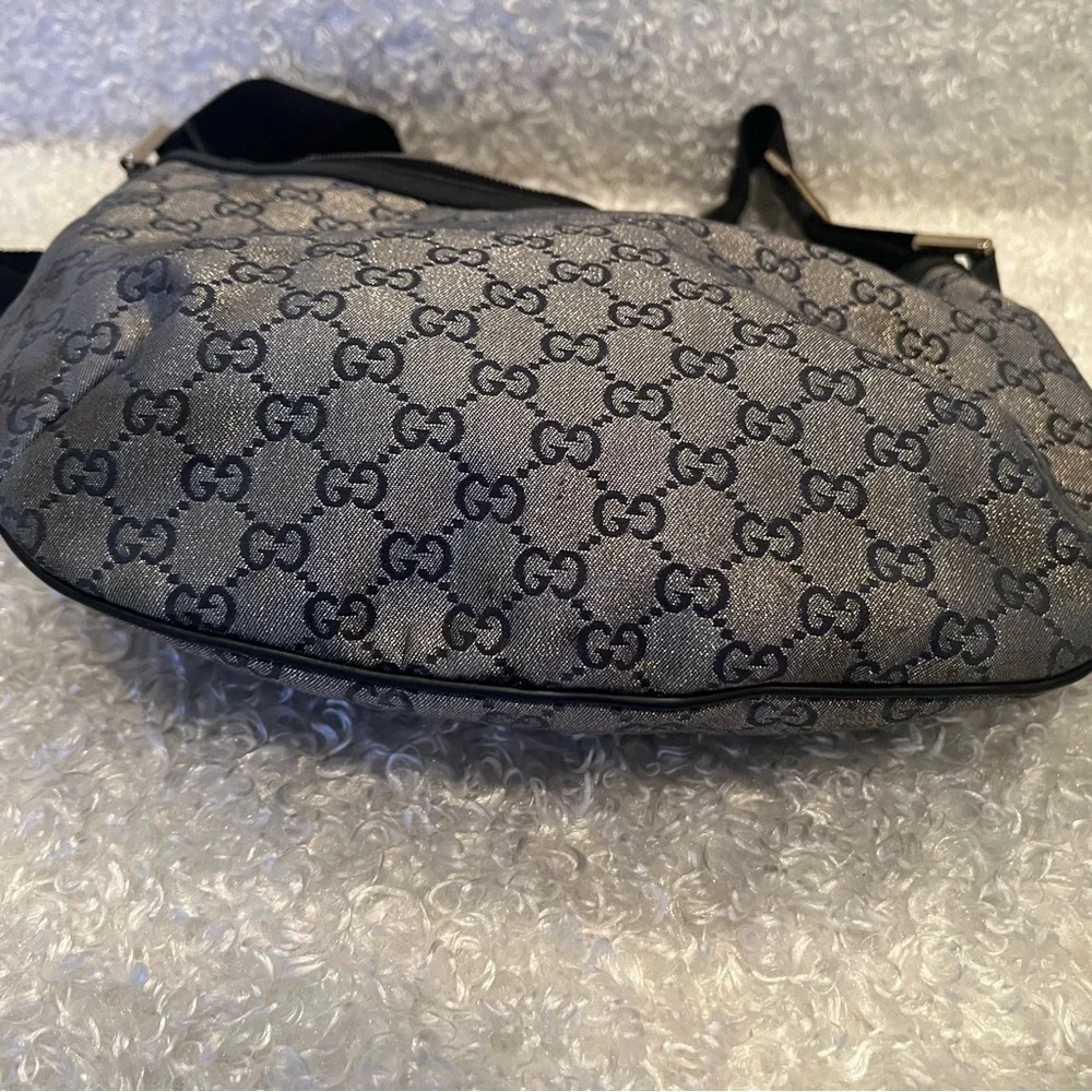 Gucci Navy GG Canvas Web Round Messenger Hobo Bag. - Picture 8 of 14